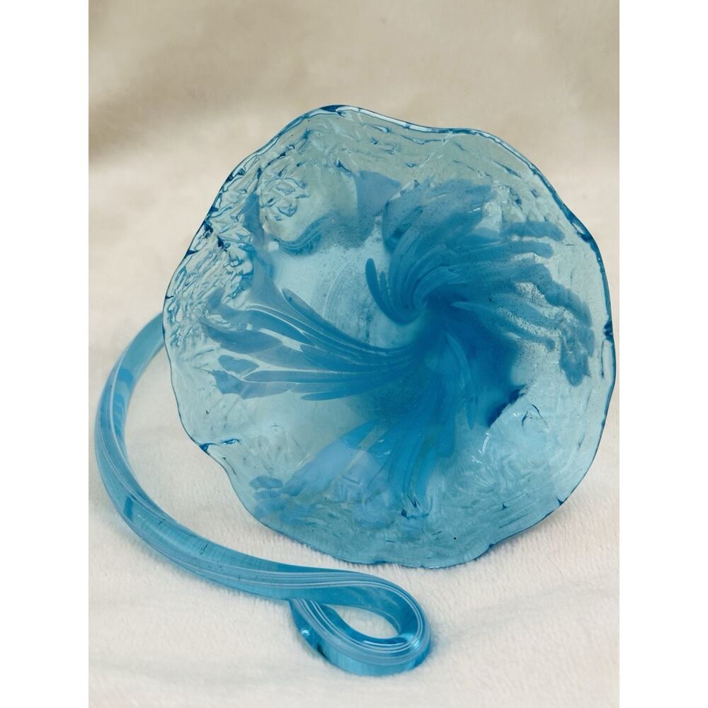 Vtg Hand Blown Art Glass Murano Style Blue Lily 5" Trumpet Vase Coil Twist Decor